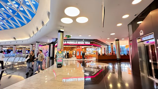 拉科魯尼亞馬里尼達休閒購物中心Marineda City