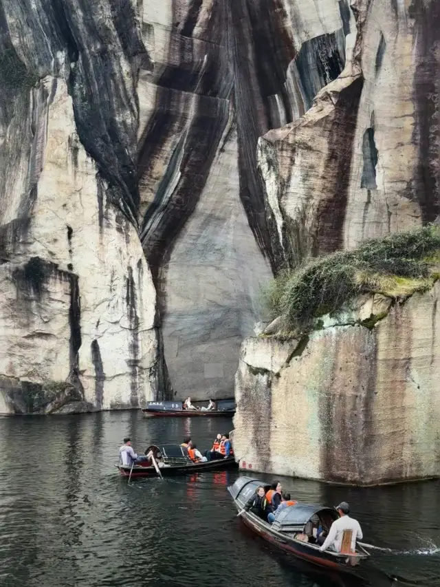 The shooting location of the Daughter Country part of the 86 version of Journey to the West in Shaoxing East Lake