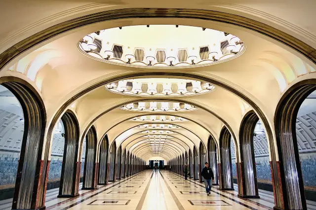 Moscow's Underground Palace – The Moscow Metro