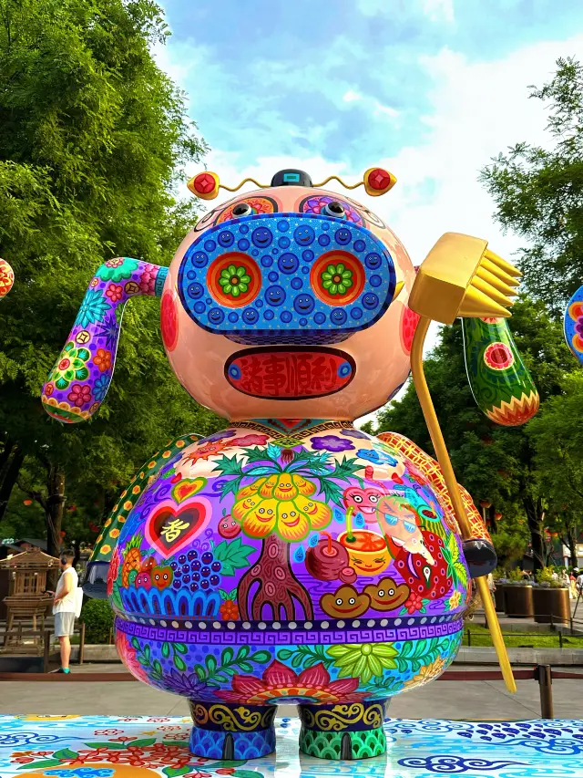 Embark on a magical walking tour in the Great Tang All Day Mall
