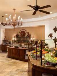 🌴 Maui Magic: Unwind at Fairmont Kea Lani 🏖️🍹