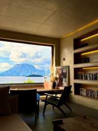 瀘沽湖｜入住電影中的小木屋。