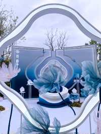 聽勸！西岸太city了，下雨也要walk一下~。