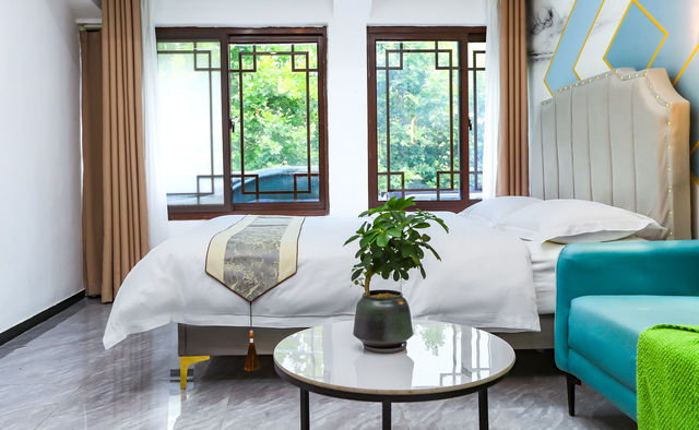 南京夫子廟!人均只需數十元!捨不得退房。 南京夫子廟!人均只需數十元!捨不得退房。