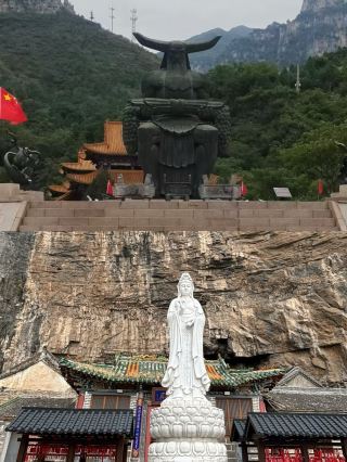 Shennong Mountain is the most mysterious mountain in the world, full of myths and legends. 