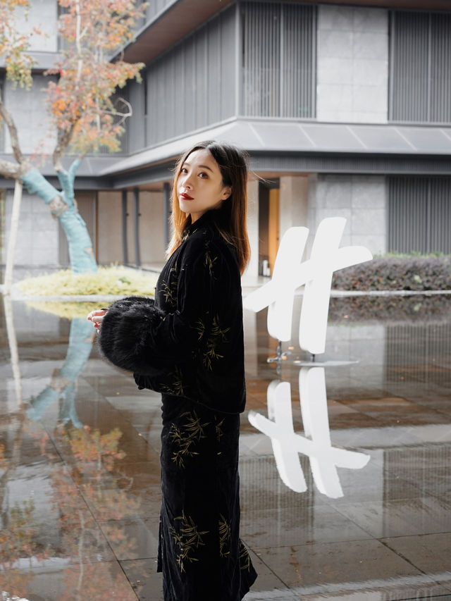一半詩意一半煙火，一條古巷一段故事。