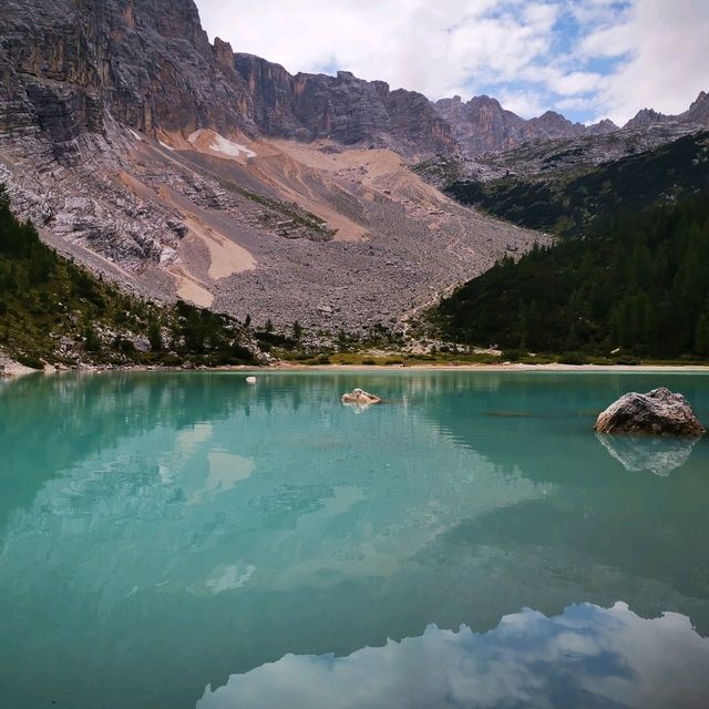 Sorapis Lake: A Journey to the Heart of the Rockies