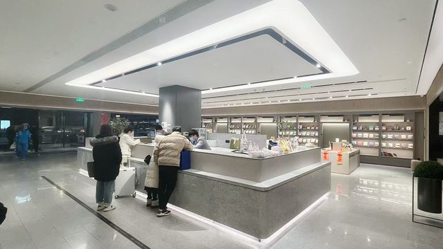 你一句春不晚，我並到了真江南。
全季酒店：在城市煙火裏，打撈治癒的旅居時光（湖南人文科技學院鴻潤酒店人文店）