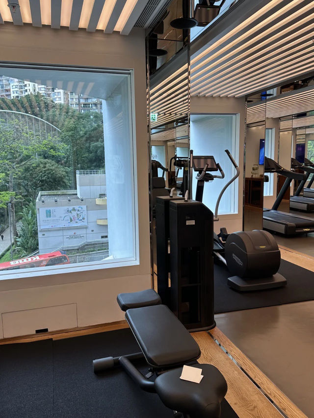 城市中的綠洲高度——尼依格羅香港美利酒店