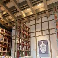 Best Hotel in Chengdu: Luxurious 5-Star Traditional Chinese Style