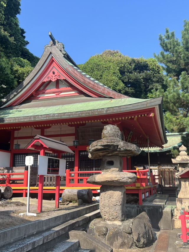 山口赤間關一日遊：搭船探古道、祈福赤間神宮、午餐吃爆河豚海膽丼！