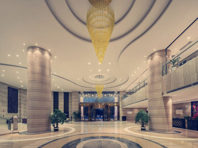 銅仁隱世桃源！花果山榕信國際大酒店親身體驗】** 