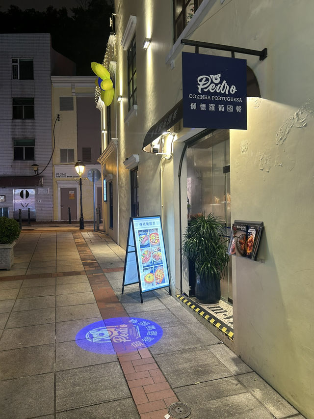 🎰 賭城與小吃之旅｜華麗燈光下的味蕾冒險