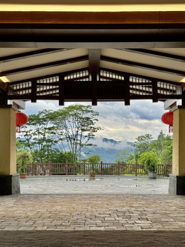 巴馬最佳日落觀景點長壽鄉炸場!巴馬地磁溫泉中心全新開業 巴馬最佳日落觀景點長壽鄉炸場!巴馬地磁溫泉中心全新開業