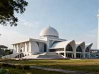 Masjid Raja Haji Fisabilillah: A Modern Islamic Gem in Malaysia 
