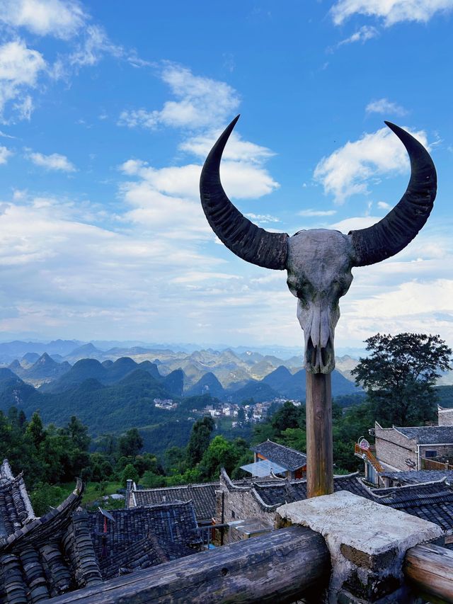 韶關必背瑤寨｜碧水青山映瑤寨 長鼓舞韻醉遊人