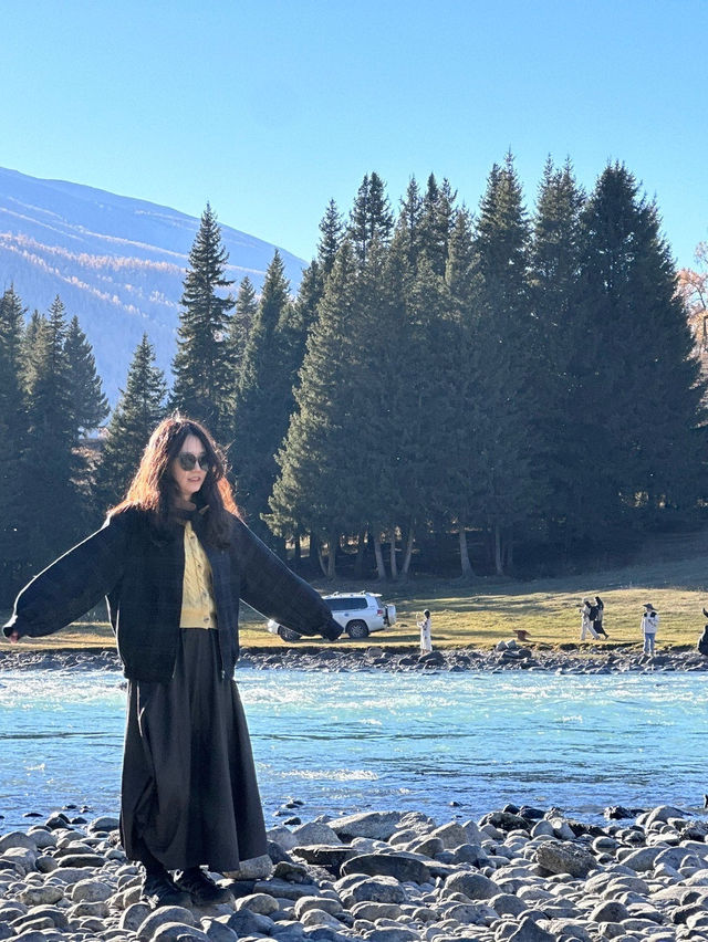 新疆喀納斯秋日童話遇見雪山松鼠的治癒時刻 新疆喀納斯秋日童話遇見雪山松鼠的治癒時刻