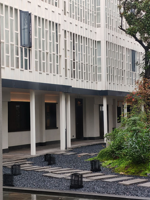 中式庭院躺平日