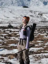 川西雪山整活，吃了牦牛肉，單穿一件是否抗凍