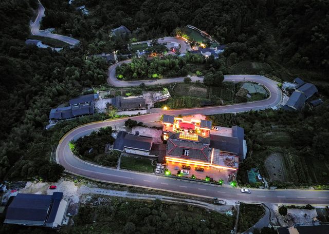 張家界好看的民宿酒店不少,但最驚豔的還是這家 張家界好看的民宿酒店不少,但最驚豔的還是這家