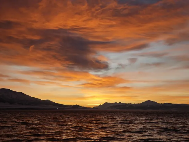 成都飛賽里木湖3日遊（11月22日）