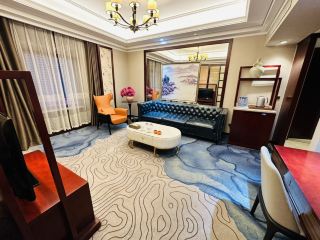 허저 비즈니스 출장 1순위! 회의실+뷔페+무료 인쇄, 만능 호텔 최고예요