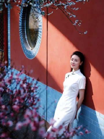 春城第一縷香！昆明西山華亭寺「千年古剎+紅梅」暴擊來襲！