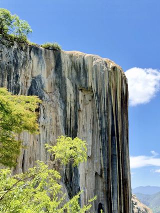Hierve el Agua 🏜The Petrified Waterfall Frozen in Time 