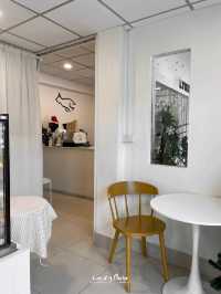 LYNX COFFEE สาขาโพธิ์นิมิตร โฮมคาเฟ่สไตล์โคซี่ๆ
