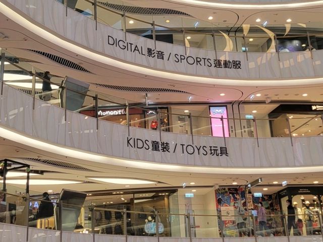A lovely shopping place in Hong Kong - MOKO 