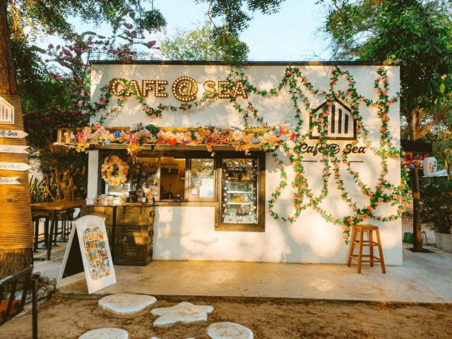 แอท ซี  Cafe@sea หาดสอ 
