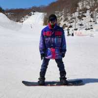 My First Time Snowboarding Experience