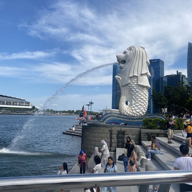📍新加坡地標魚尾獅🦁🐬