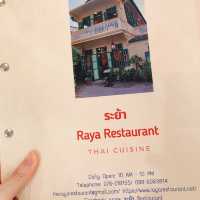 泰國🇹🇭普吉島🍴🍽️🥢泰式料理美味吃喝💯 Raya Restaurant ร้านอาหาร ระย้า