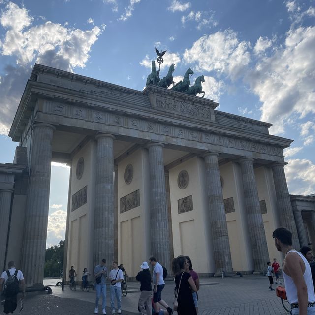  Berlin Bound: Conference, Culture, and Captivating Sights! 