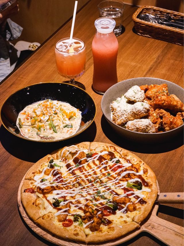 韓國過江龍人氣厚底芝加哥超邪惡pizza 韓國過江龍人氣厚底芝加哥超邪惡pizza