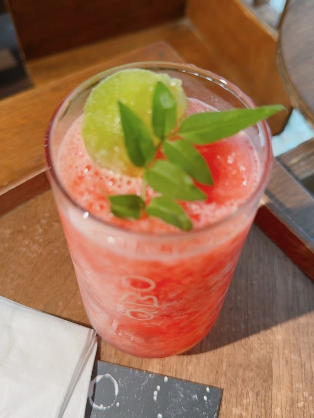 弘大 カカオフレンズショップ3階はオシャレカフェ