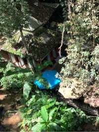 Teddu Coffee & Inn Maekampong