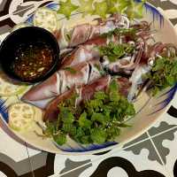 다양한 해산물을 맛볼 수 있는 다낭 미케비치 맛집