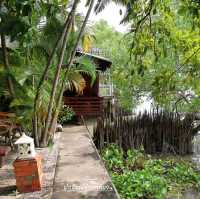 บ้านริมน้ำ โฮมสเตย์ แอนด์ รีสอร์ท