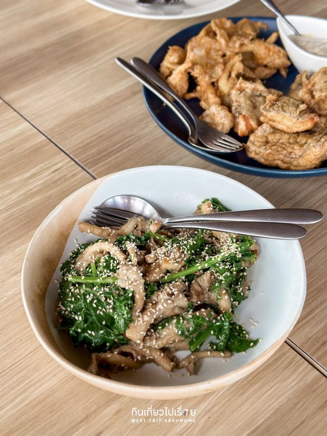 แวะชิมผักสดจากไร่รื่นรมย์🥬🥗🥙