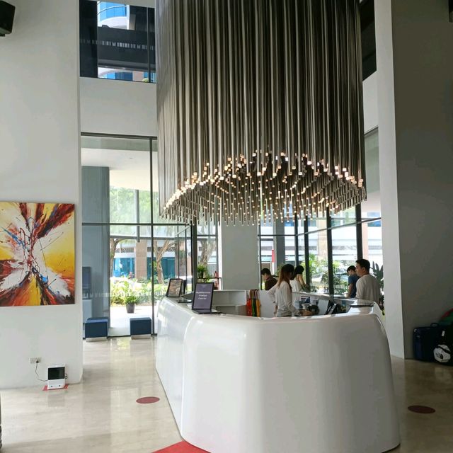 Studio M Hotle Lobby 