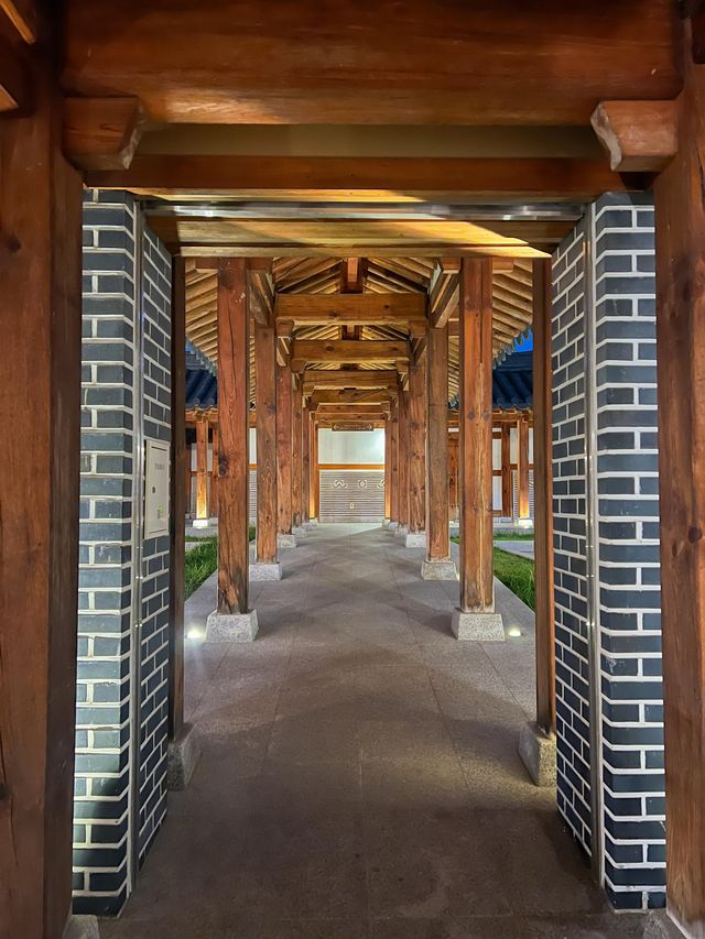 동서양의 조화를 느낄 수 있는 송도 경원재 앰배서더