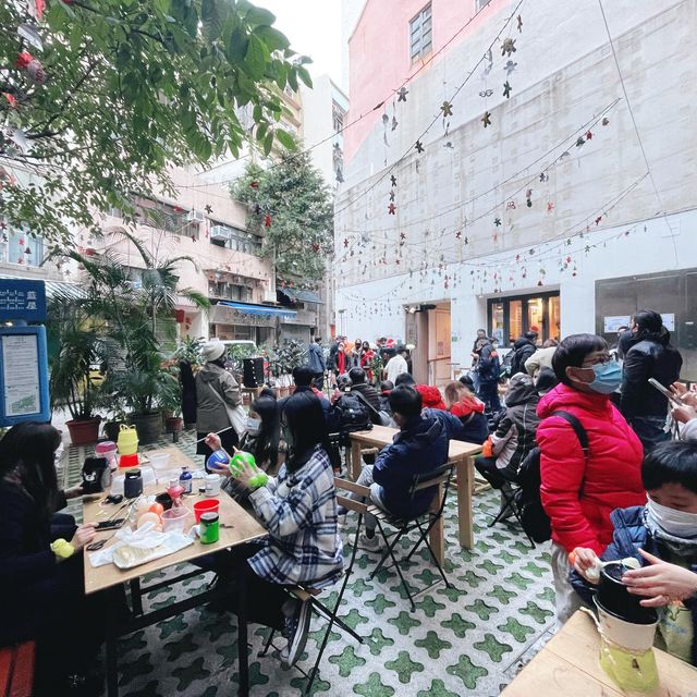 灣仔藍屋—聯繫居民們的社交公所