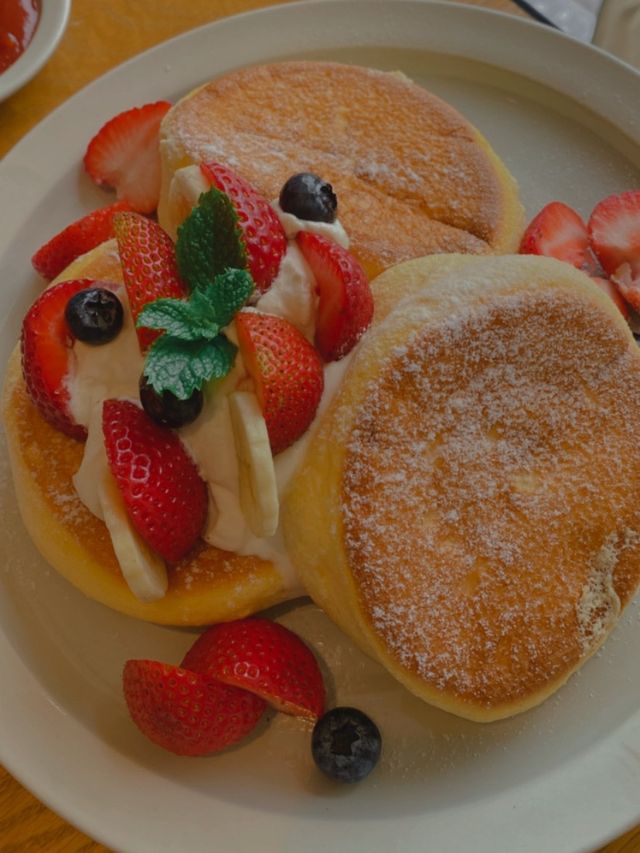 不能錯過既甜品🥞和意粉🍝（超級美味多國菜）