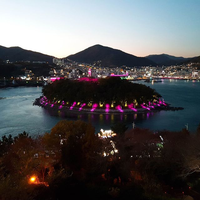 돌산대교를 한 눈에 볼 수 있는 돌산공원
