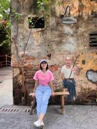 Impressive murals at Kwai Chai Hong