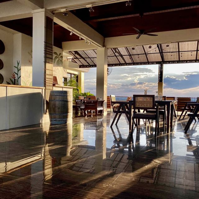 Lao NaNa rooftop restaurant 