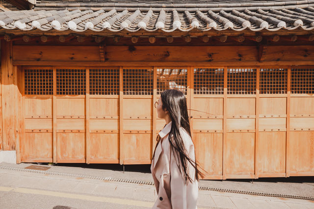 Bukchon Hanok Village | South Korea