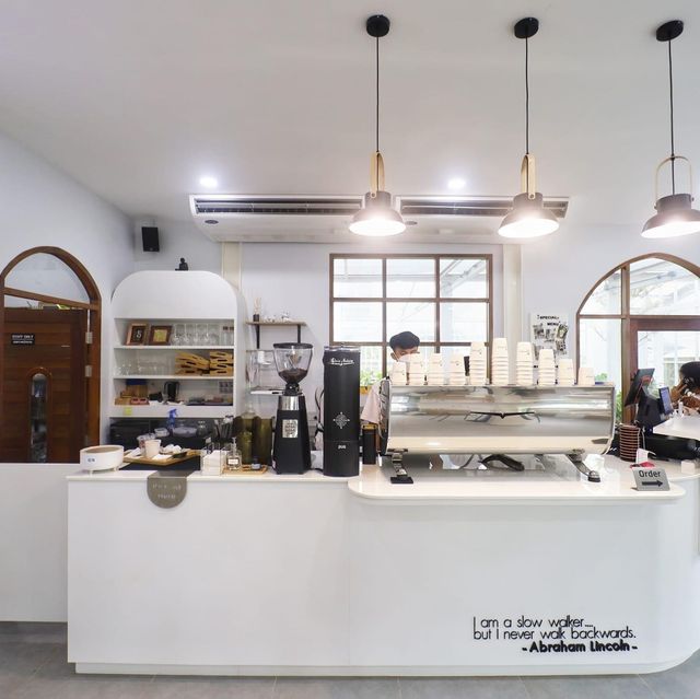 Backyard Cafe x TCT 